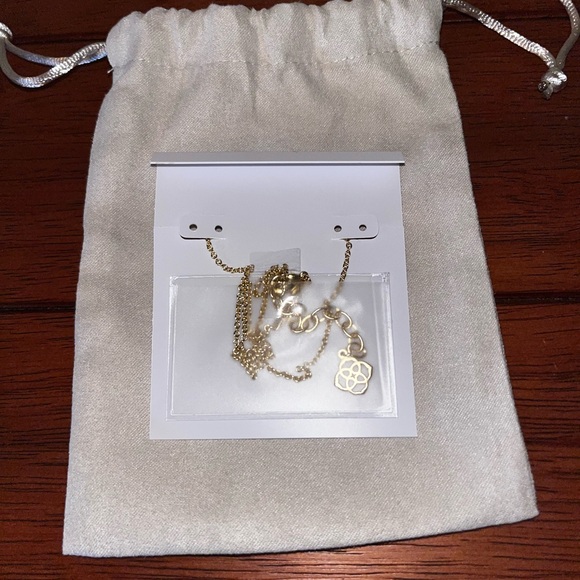 Kendra Scott Elisa Gold Necklace With Iridescent Opalite Pendant (New) - Picture 4 of 4